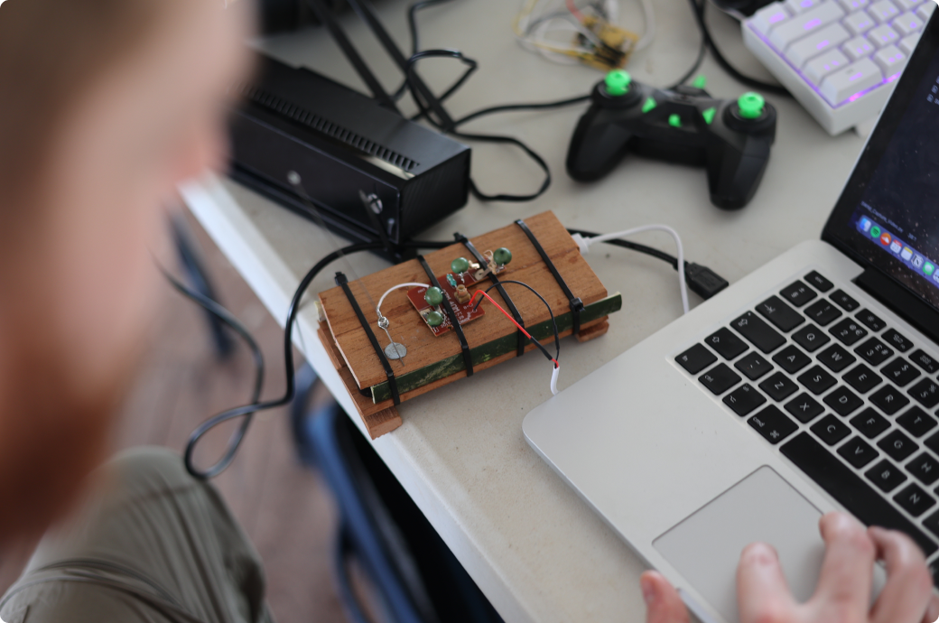 Low-tech UAV radio controller