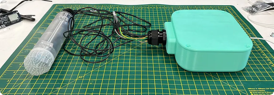Neaho Internal Components Side View